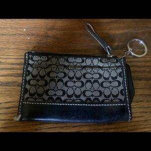 Coach change purse (REAL)